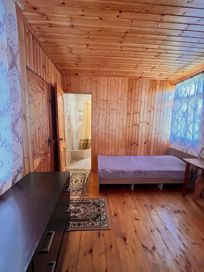 Гостевой Дом Тина Sukhumi Exterior foto