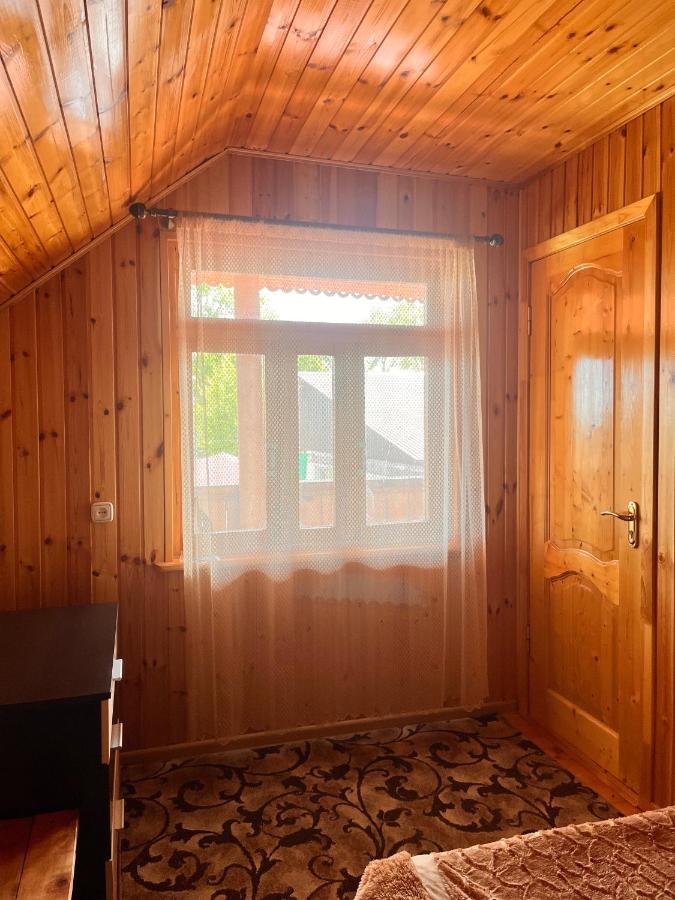 Гостевой Дом Тина Sukhumi Exterior foto
